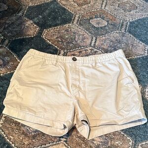 Chubbies Men's Tan Cargo Shorts